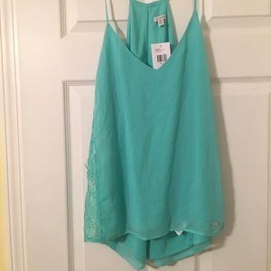 NWT Guess Top
